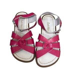 Girls Salt Water Flat Sandals Shiny Fuchsia Pink Size 2